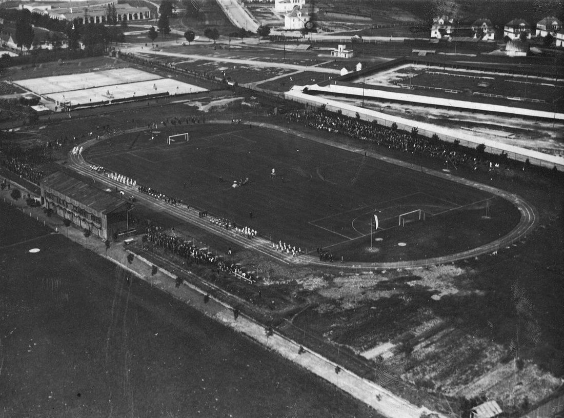 Stadion Czarnych Lwów im. Józefa Piłsudskiego, na którym reprezentacja grała swoje mecze dwukrotnie z Rumunią i raz z Turcją 